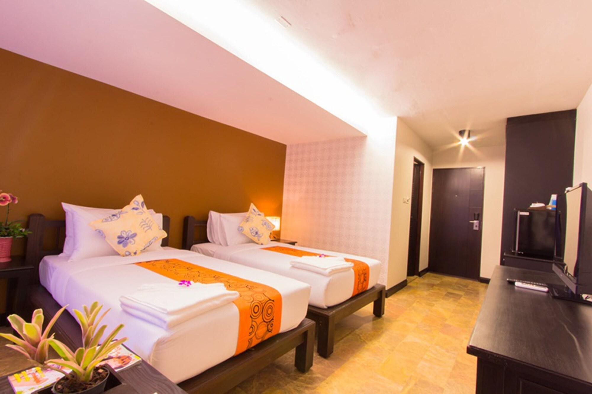 All Together Suite Hotel Bangkok Exteriör bild