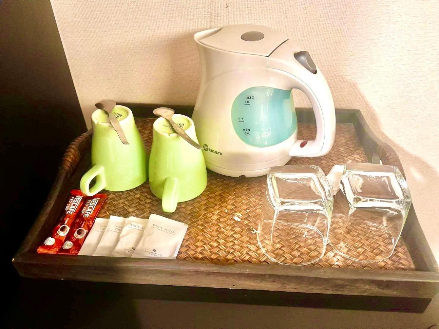 All Together Suite Hotel Bangkok Exteriör bild